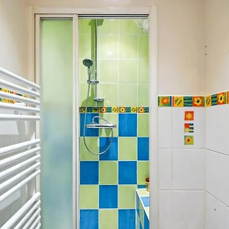 Jaures - Equipped Near Paris With Private Bathroom Apartment *